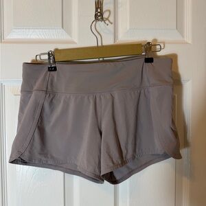lululemon Speed Up Low-Rise Lined Short 4” Size 8